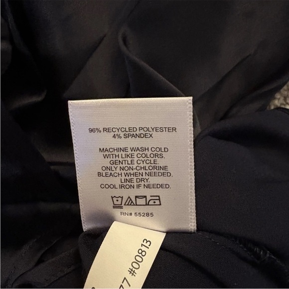 Express Women's Satin Top Size XS Navy Puff Shoulder Draped Faux Wrap NWT $58 - Picture 16 of 16